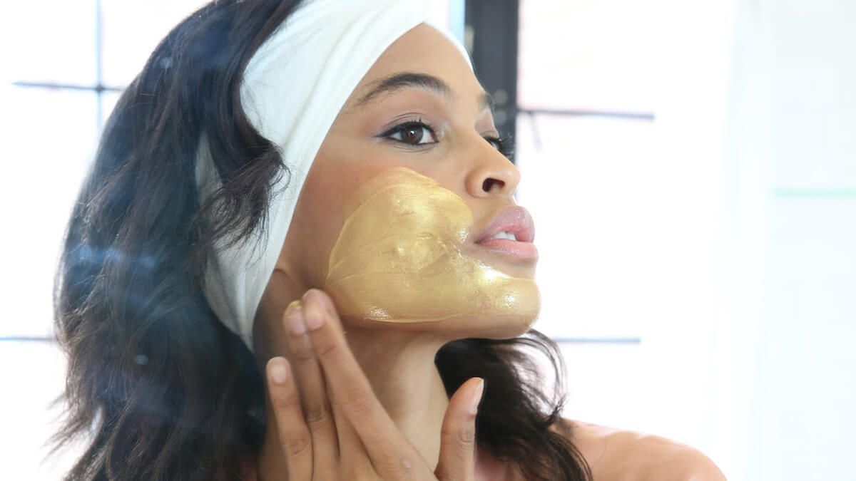 Holiday Glow: How to Look Fresh This Festive Season Using Very Few Products