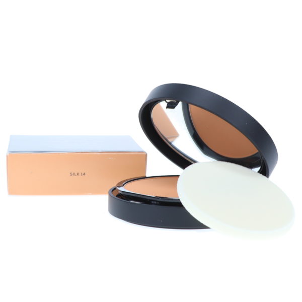 bareMinerals BAREPRO Performance Wear Powder Foundation Silk 0.34 oz