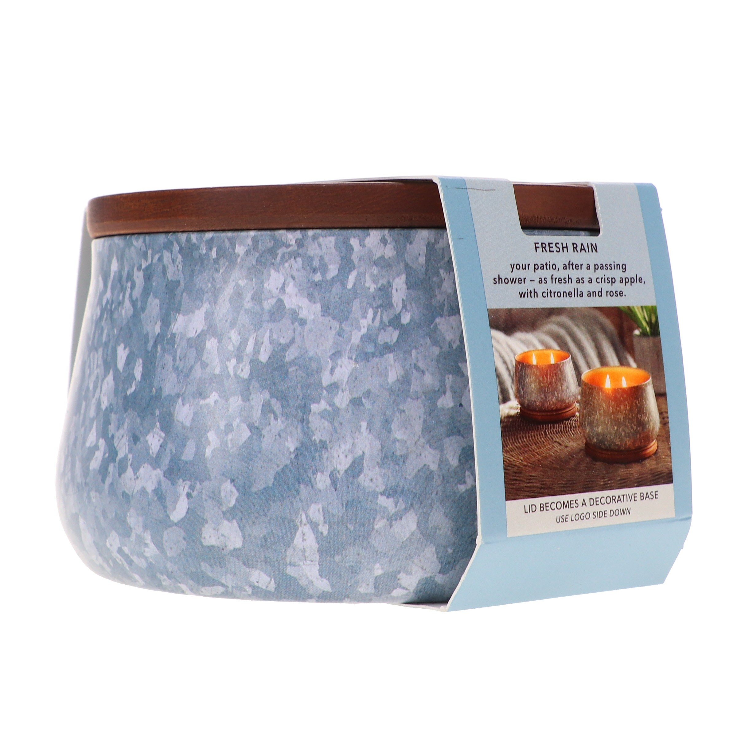 Yankee Candle Large Outdoor Candle Fresh Rain 20 oz