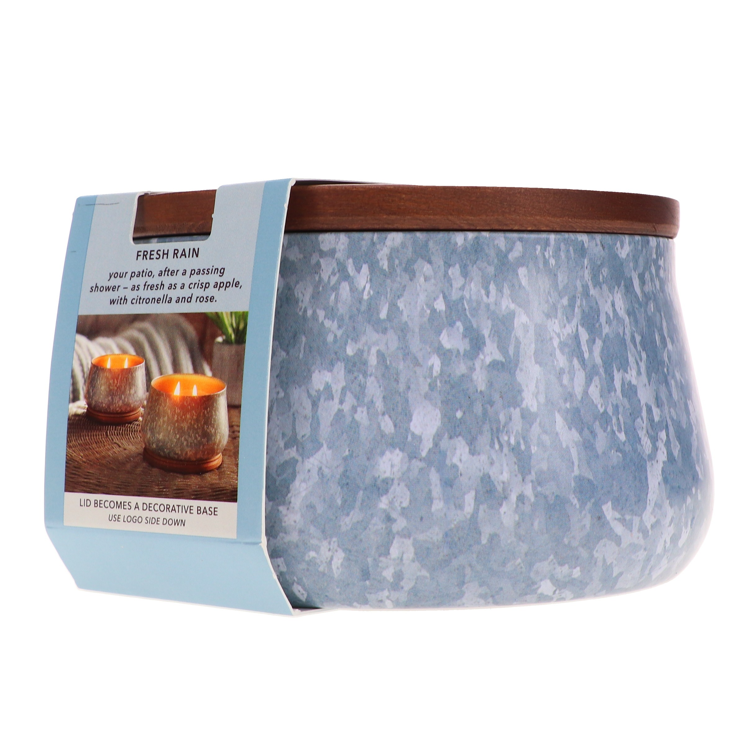 Yankee Candle Large Outdoor Candle Fresh Rain 20 oz